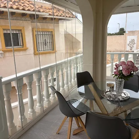 Flott Hus Naer Hébergement de vacances Playa Flamenca