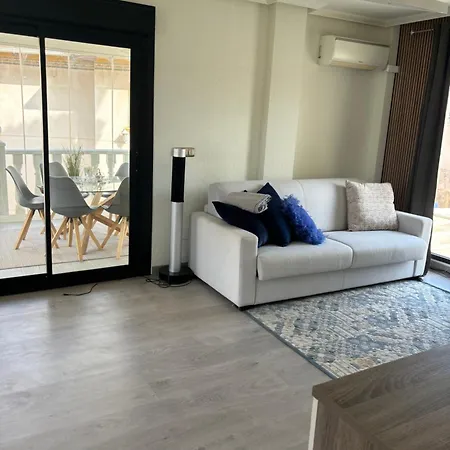 Flott Hus Naer Playa Flamenca